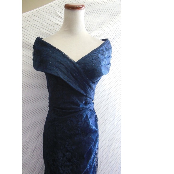 NEW LA FEMME Navy PORTRAIT NECK Ruched Waist SPARKLE LACE Trumpet EVENING GOWN 8 - Picture 12 of 16